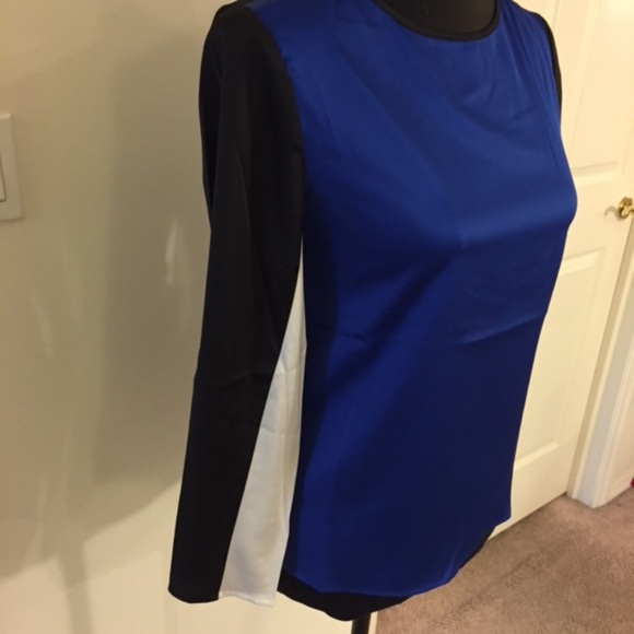 VINCE CAMUTO COLOR BLOCK TOP w/CONTRAST-PIPING - Picture 5 of 6